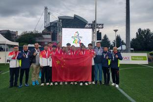 场地自行车女子团体追逐金牌赛：中国队憾负日本队